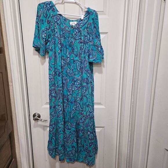 Cabernet Blue Paisley Oversized Maxi Dress Size Medium - Picture 4 of 8